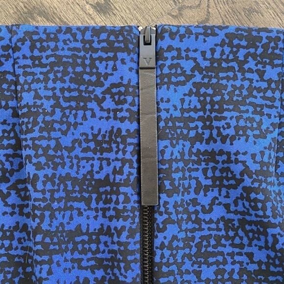 Vince Camuto Blue and Black Skirt size S - Picture 3 of 3